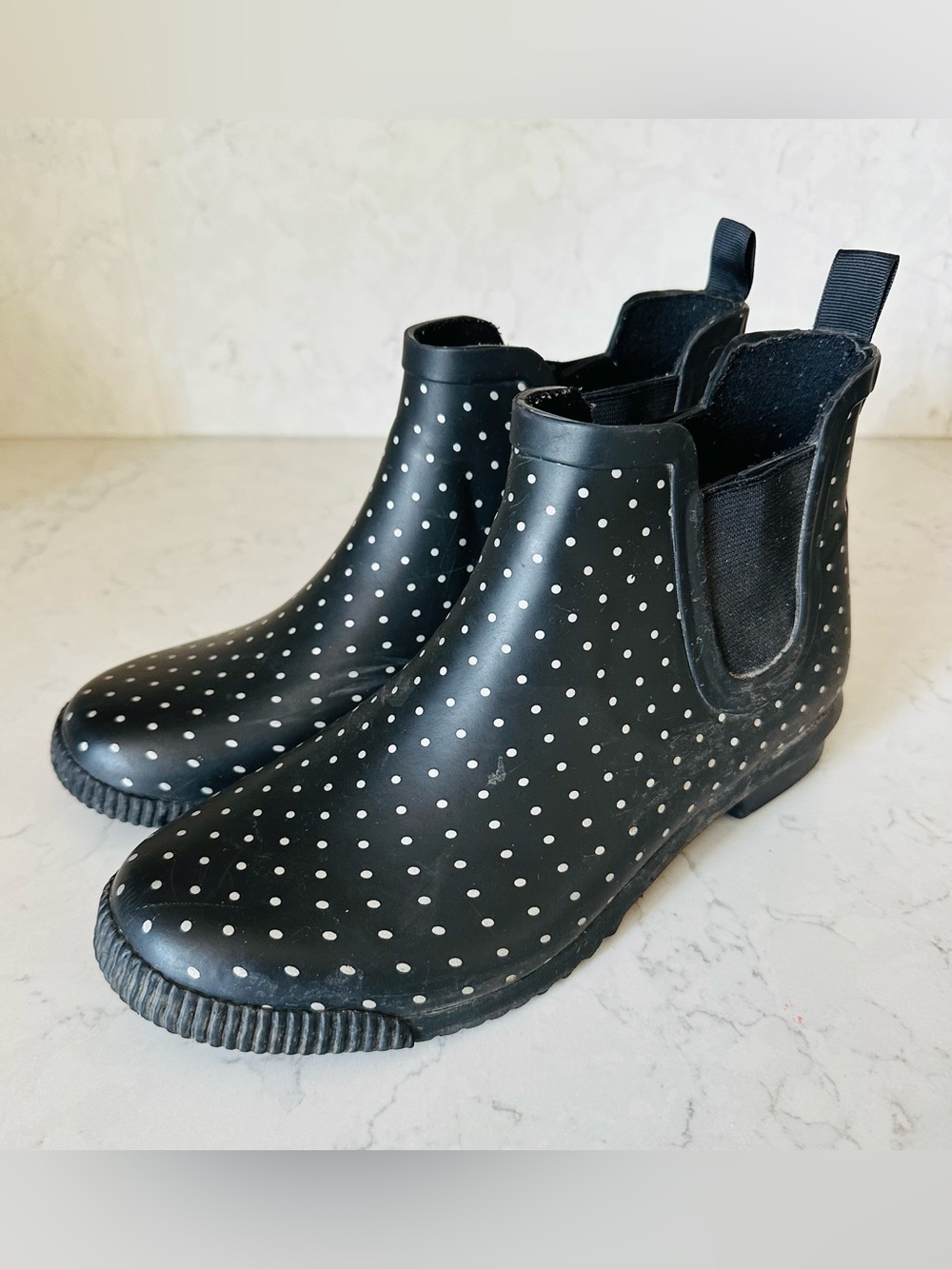 Rubber Chelsea Boots (Size 6)